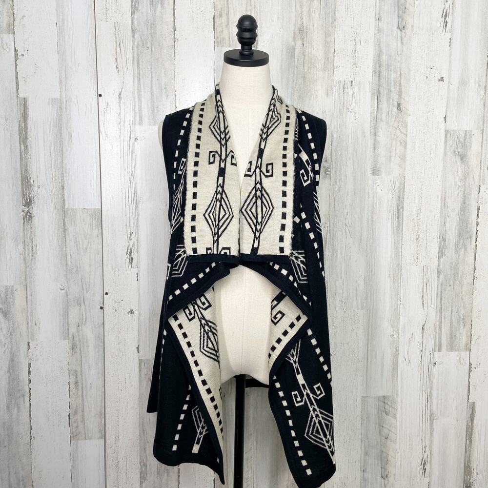 Honeylee Southwestern Sweater Vest Black Cream Waterfall Front Boho Size S